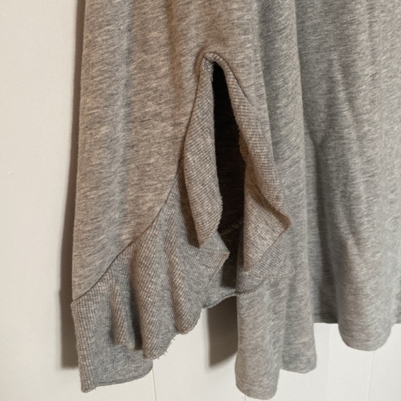 Lisa Rinna Flutter Sleeve Top Size XL - Picture 6 of 12